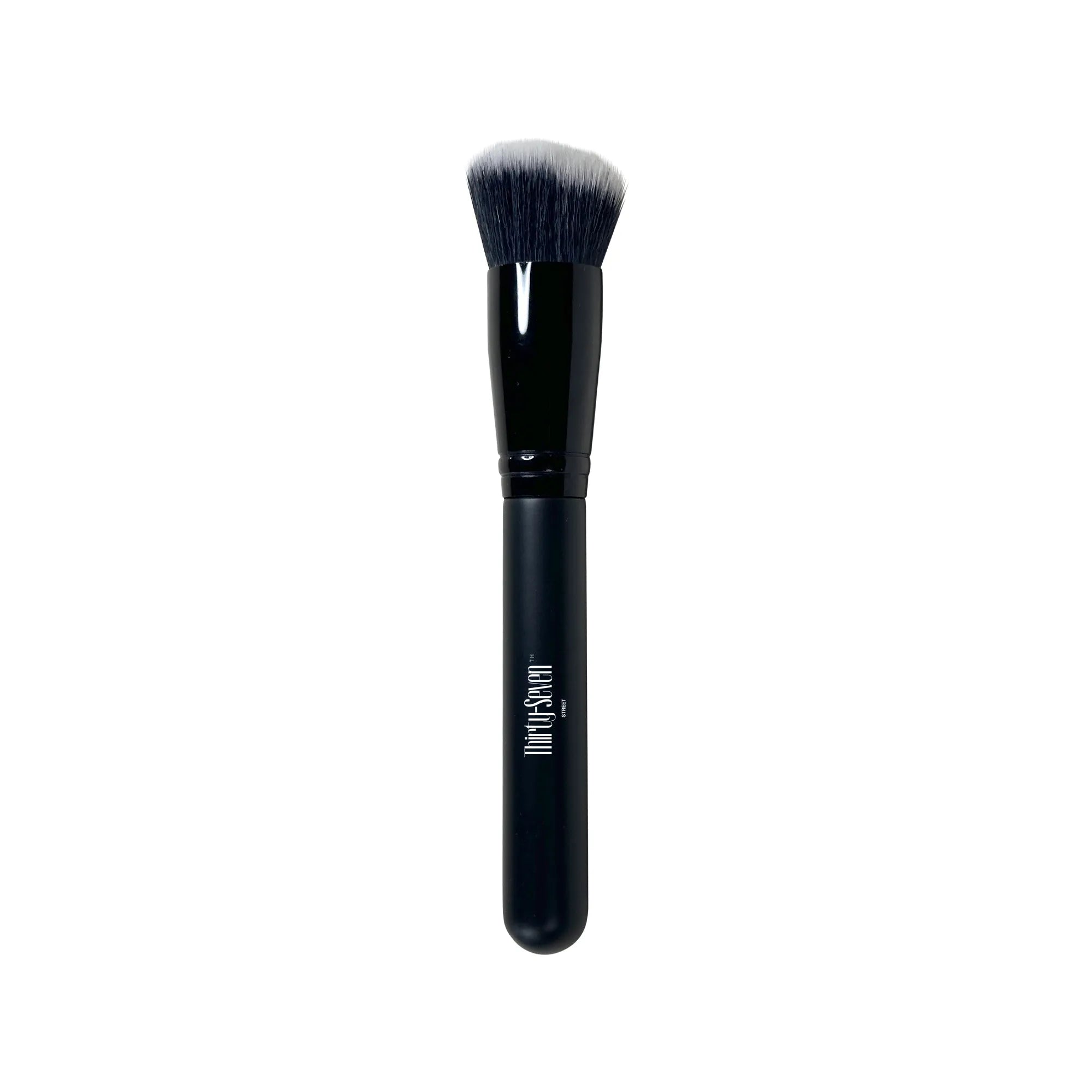 Stipple & Blend Foundation Brush.png